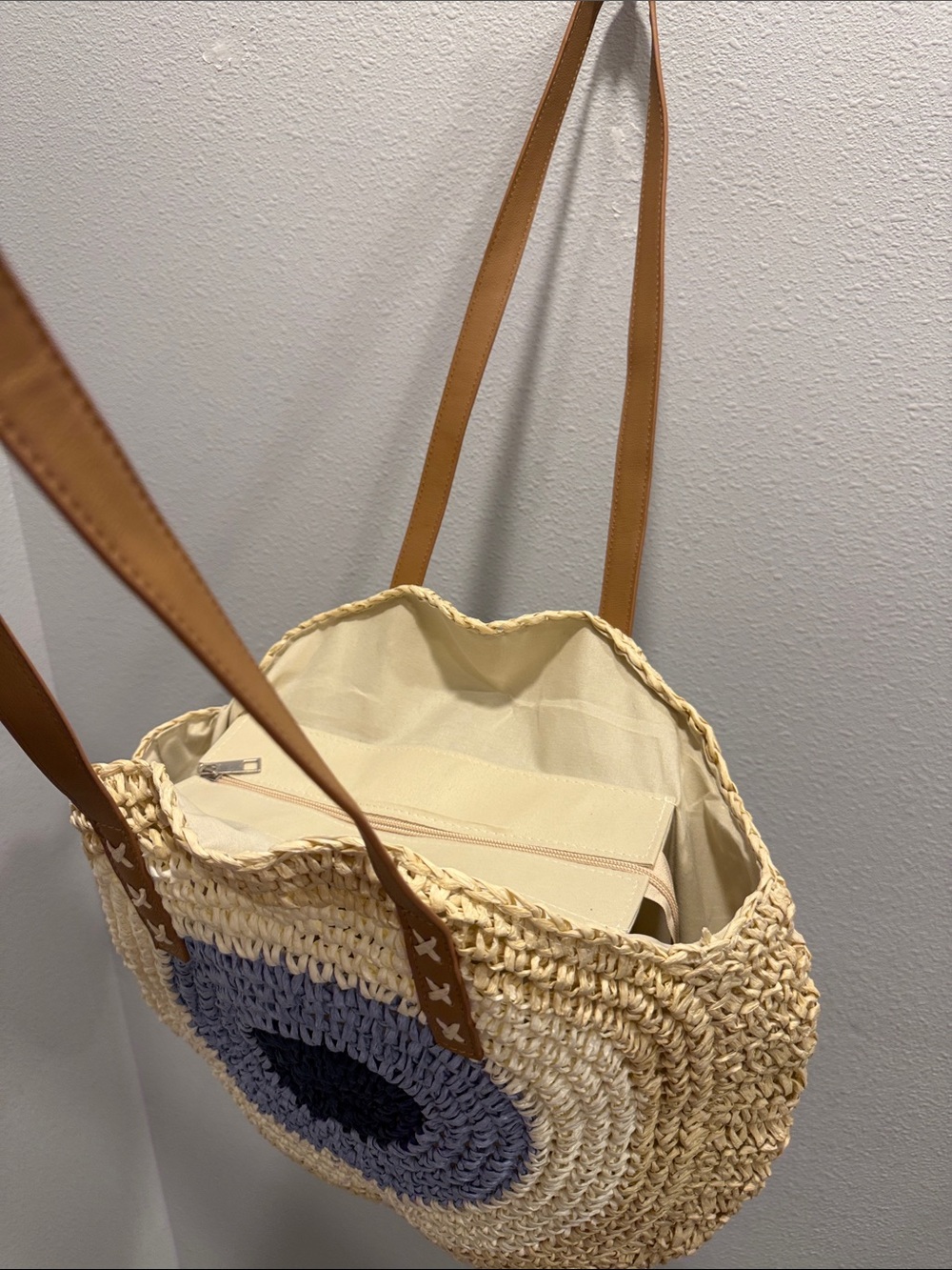 🧿 Evil Eye Round Straw Tote with Blue Center and Tan Straps - Picture 8 of 8